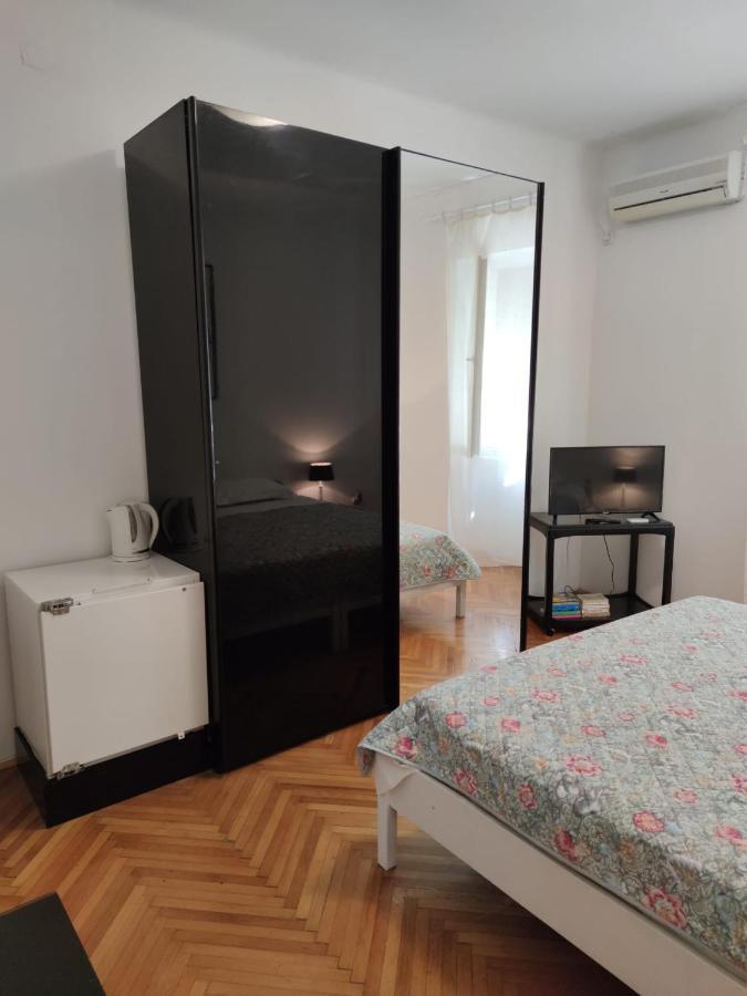 Private Accommodation Milisa Split Extérieur photo